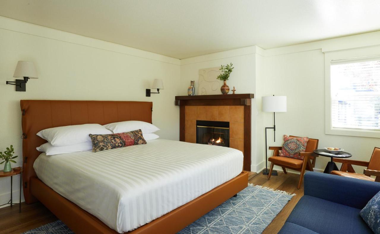 Hotel The Stavrand à Guerneville Extérieur photo